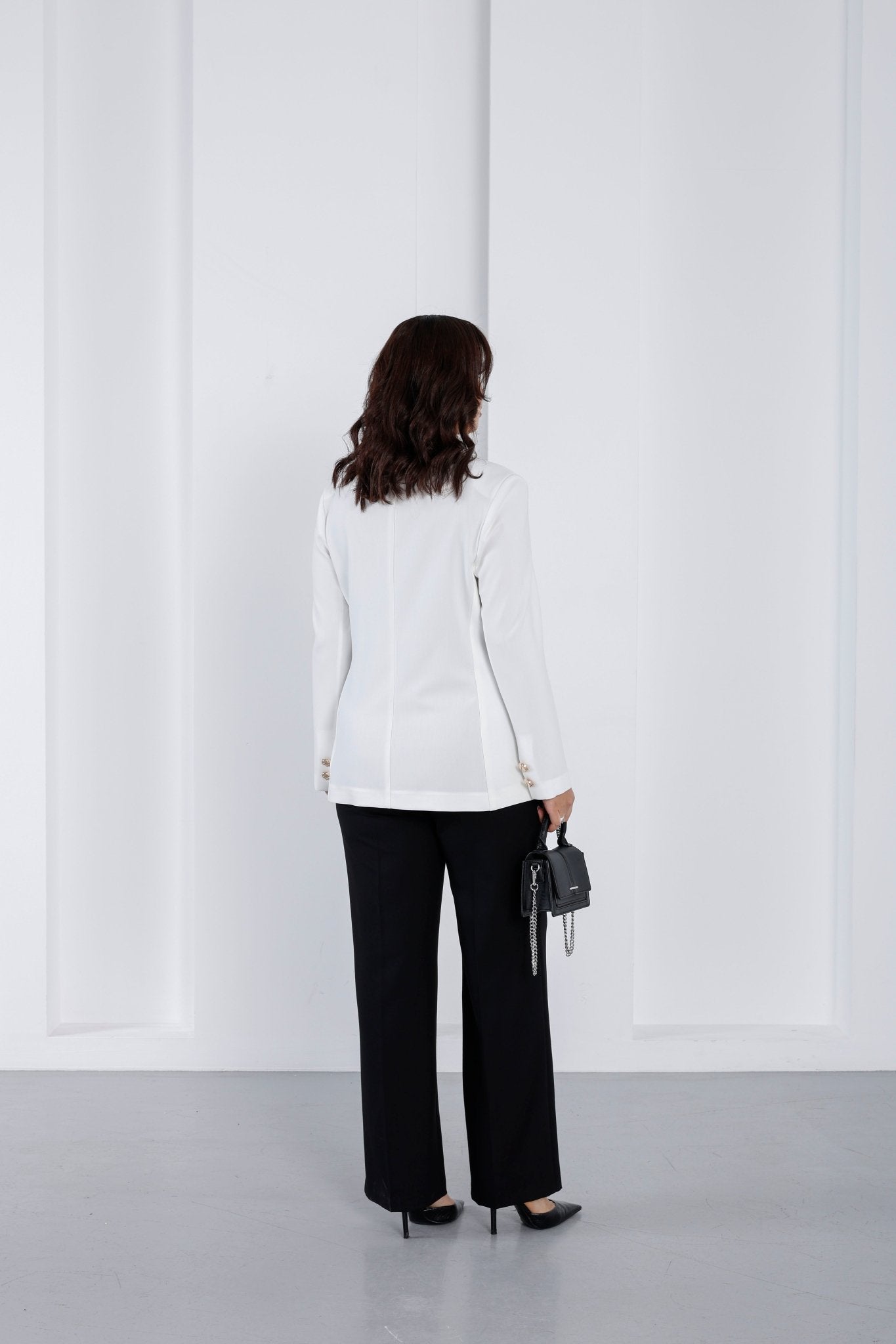 Wholesale Women’s Contrast Notch Lapel Tailored Suit Set Wide Leg Pants - Elitline - Elitlineglobal