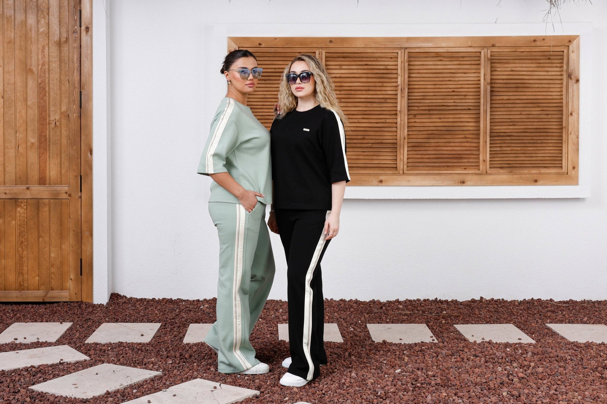 Wholesale Women's Elegant Striped Cotton Lounge Set - Elitline - Elitlineglobal