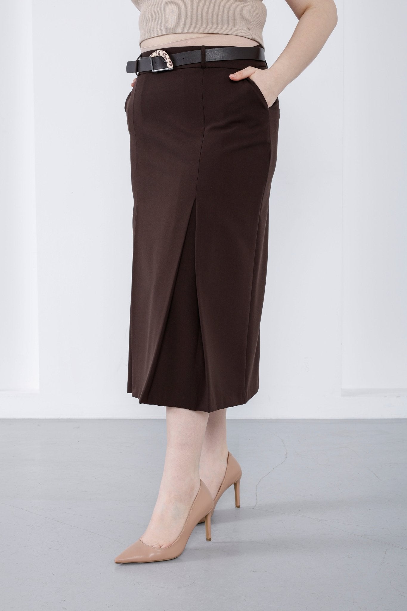 Texture/Belt Detail: Close-up of viscose blend fabric and decorative belt on luxury midi skirt - Elitline Fron View 1