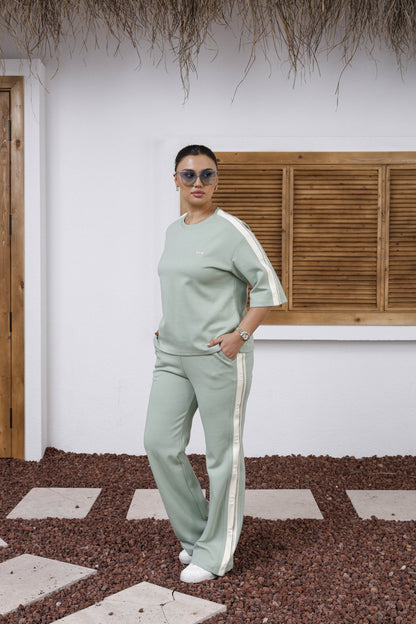 Wholesale Women's Elegant Striped Cotton Lounge Set - Elitline - Elitlineglobal